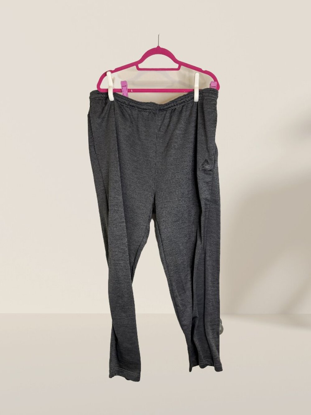Reebok Mens Gray Fleece Sweatpants Joggers Size 2XL | Athletic Lounge